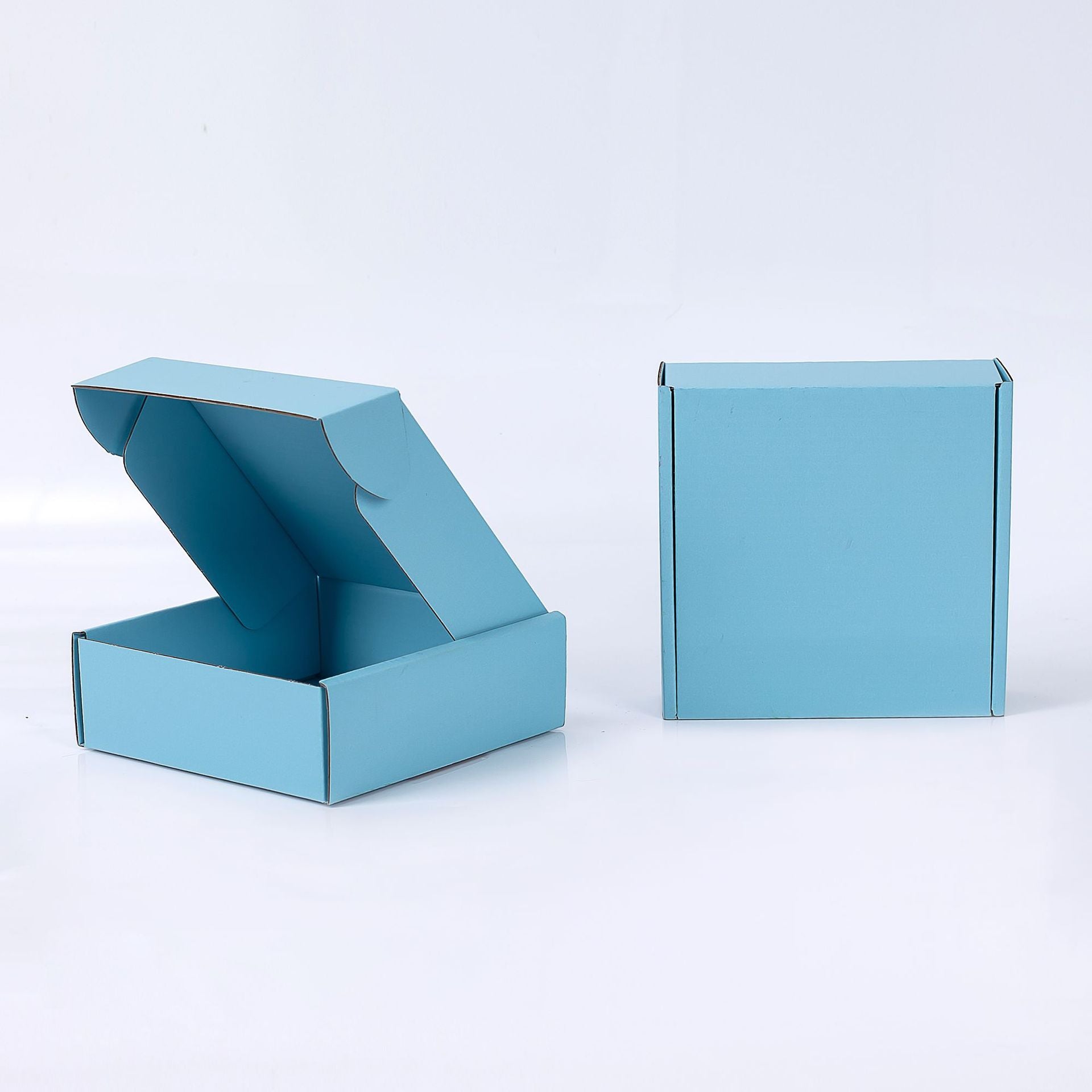 Carboard box (fill in live)